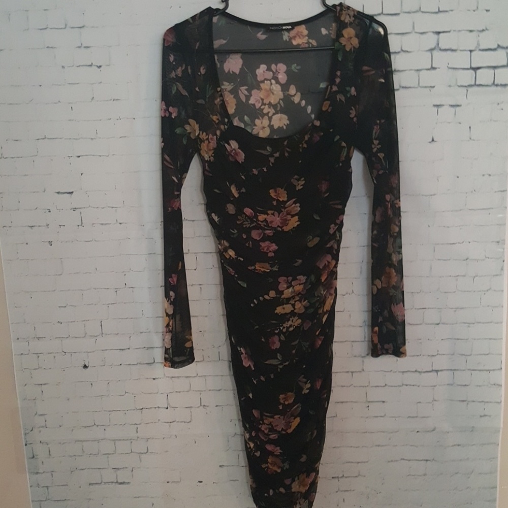 Dress. Worn 1 time